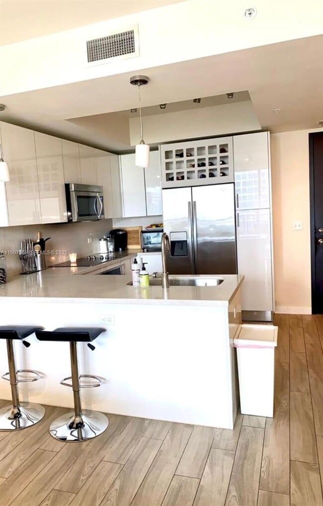 Photo - 999 SW 1st Ave Unit 1407