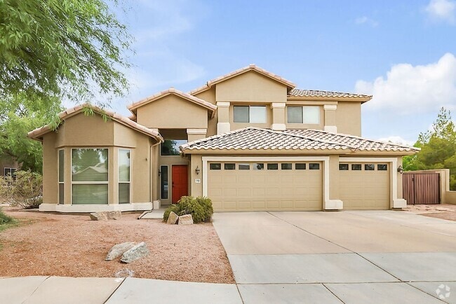 Building Photo - Beautiful Chandler home with pool!