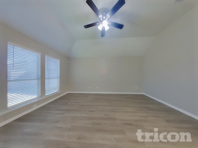 Photo - 1318 Auburn View Ln