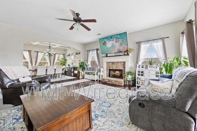 Photo - 87 Freedom Heights