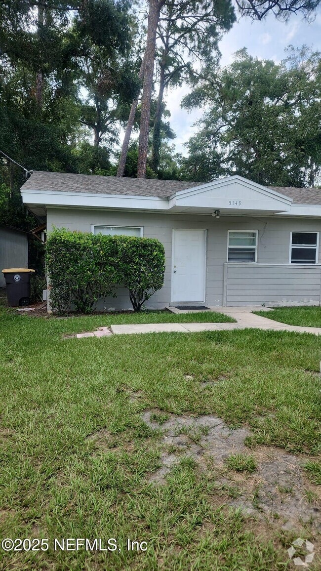 Building Photo - 5149 107th St Rental