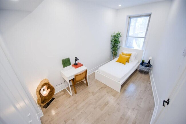 Photo - 2390 Rue Frontenac Unit ID1061575P