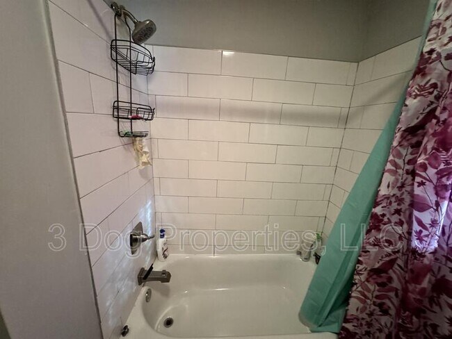 Photo - 524 S Holly St