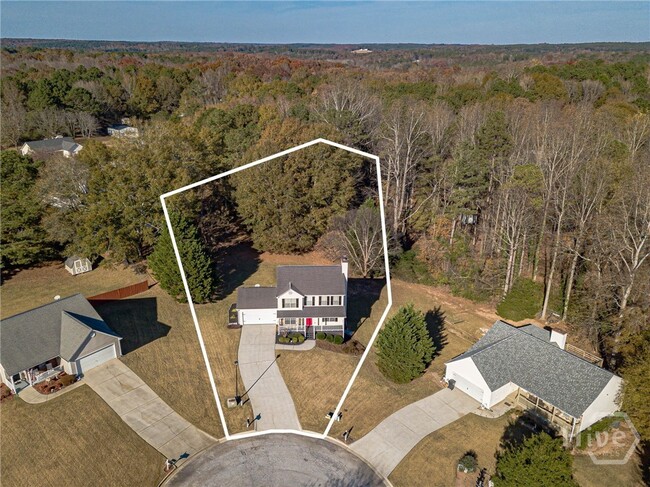 Photo - 670 Woodland Ridge Dr