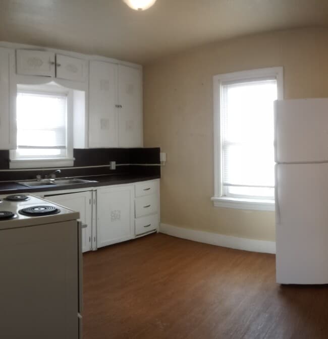 Photo - 1104 1/2 Wallace St