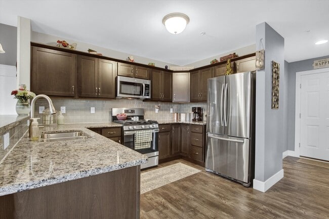 Photo - 2751 Post Dr