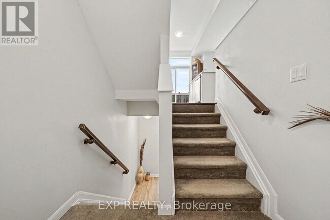 Photo - 108 Teelin Cir