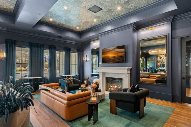 Building Photo - Evolve New Hope Farm