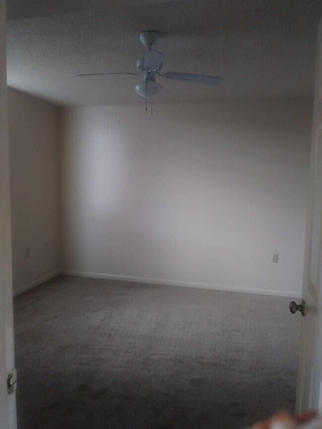Photo - 3626 Whitehall Dr Unidad 304