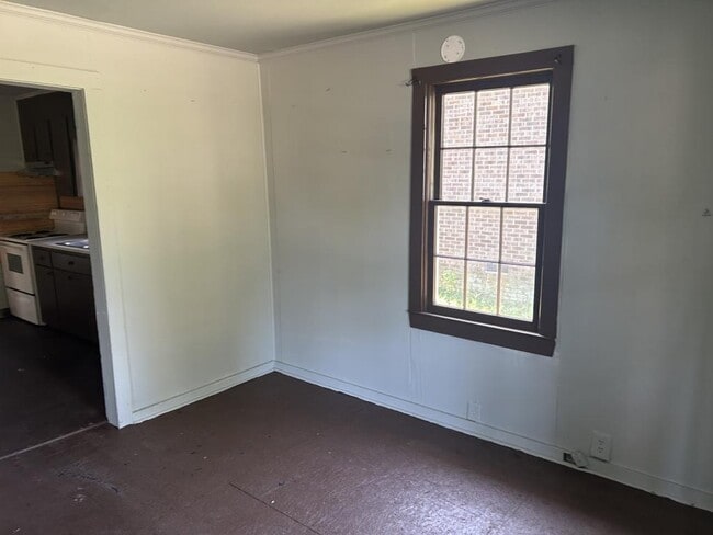Photo - 308 Chase St