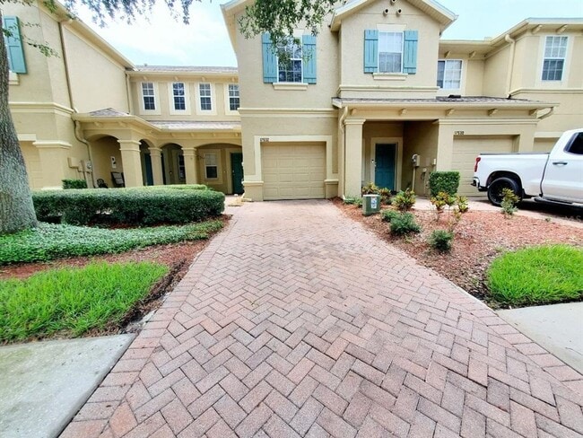 Building Photo - 17532 Hugh Ln