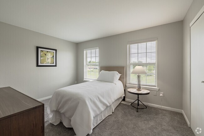 2BR, 2BA - 1,110SF - Second Bedroom