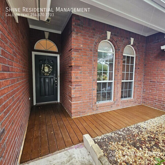 Photo - 2021 Herald Dr