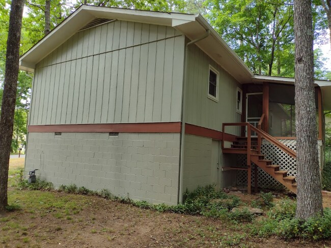 Photo - 242 Swain Dr