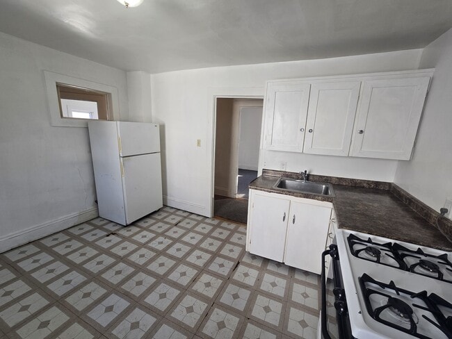 Building Photo - 1424 Grant Ave