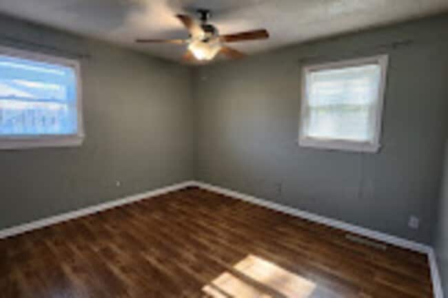 Photo - 924 Carriage Hill Rd