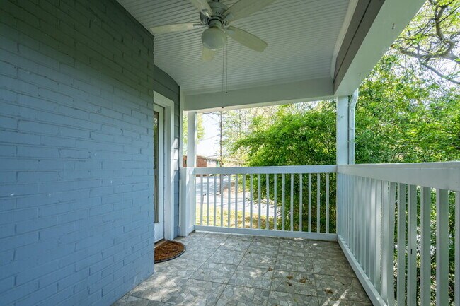 Photo - 3265 N Fulton Ave