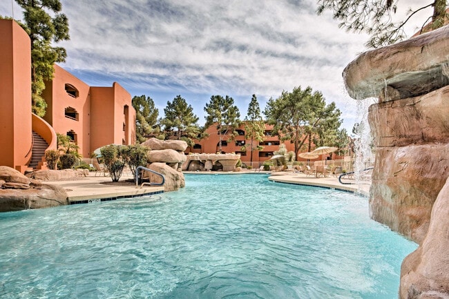 Photo - 12212 N Paradise Vlg Pkwy S Unidad SI ID1545756P