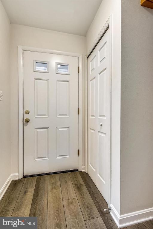 Photo - 13 Janwall Ct