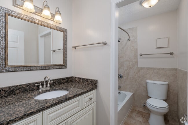 3BR, 2BA - 1,350SF - Bathroom