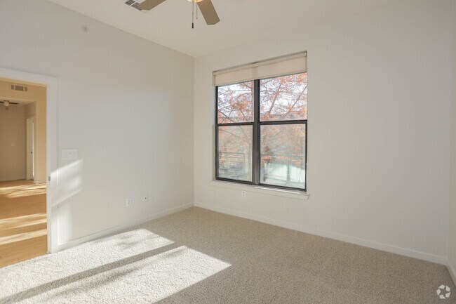 2HAB, 2BA - 1082SF - B4 - The Henderson