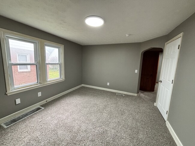 Photo - 1638 Spring Ave NE