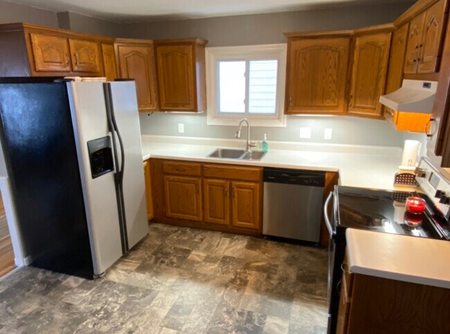 Photo - 93 Isabella Dr