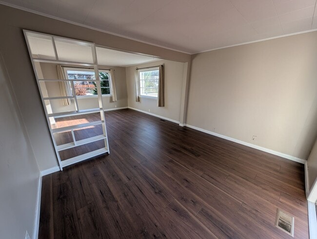Photo - Available Now in Navy Yard City! New Floors & Paint! Tons of Space & Storage.