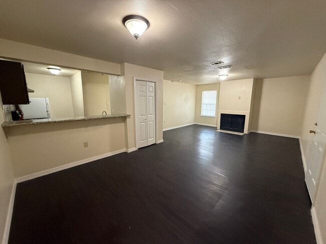 Photo - 1336 Jade Ave Unit 1336-B