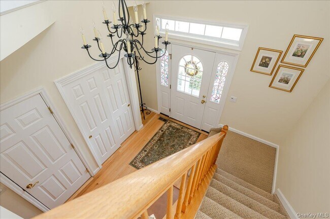 90 Manitou Trail