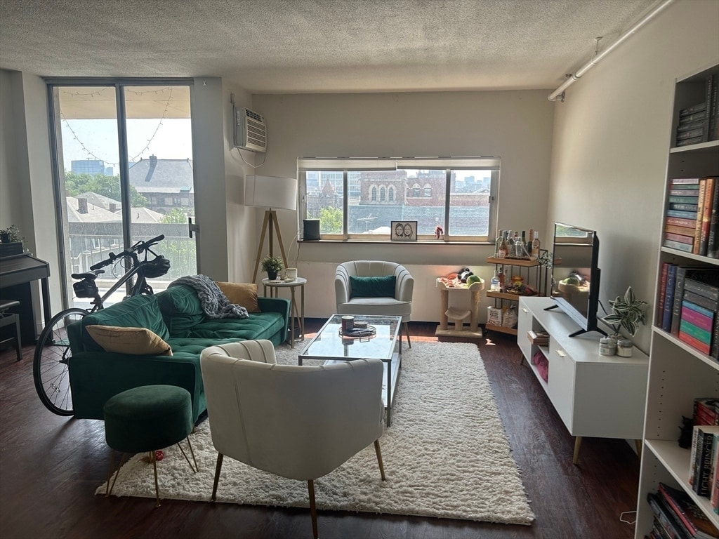 Photo - 950 Massachusetts Ave Unit 801