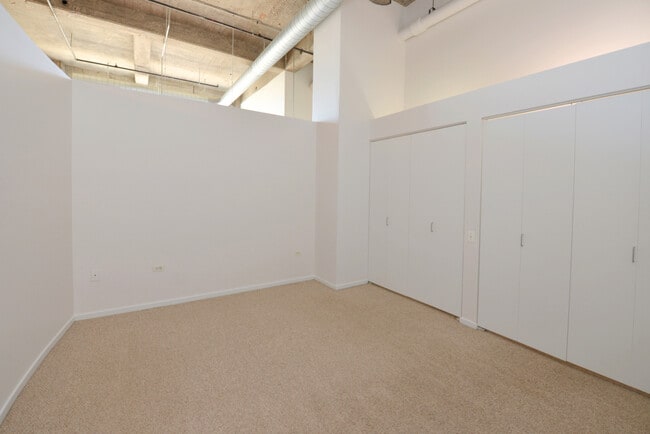 Photo - 900 N Kingsbury St Unit 940