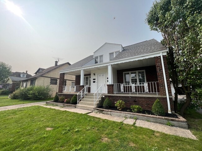 Photo - 19277 Dorothy Ave