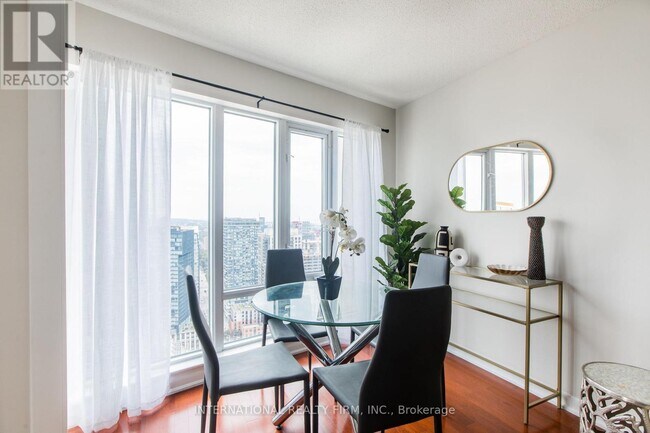 Photo - 210 Victoria St Unit 3303