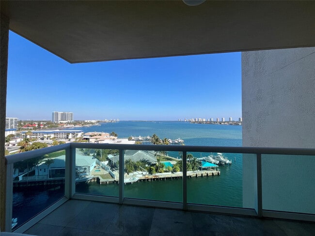 Photo - 2650 Lake Shore Dr Unit 803