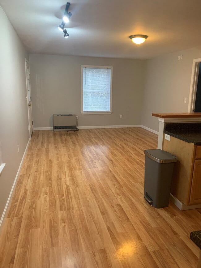 Photo - 19 Summerfield Ln