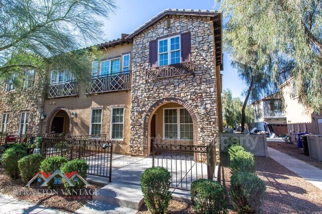 Building Photo - 2743 S Sulley Dr