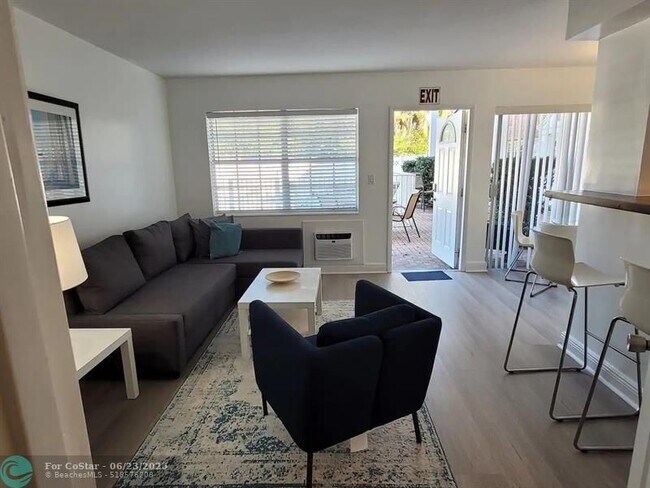 Photo - 3226 NE 12th St Apartment Unit 3