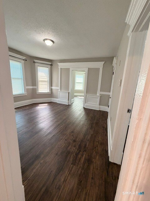 370 Maple Ave Unit 3