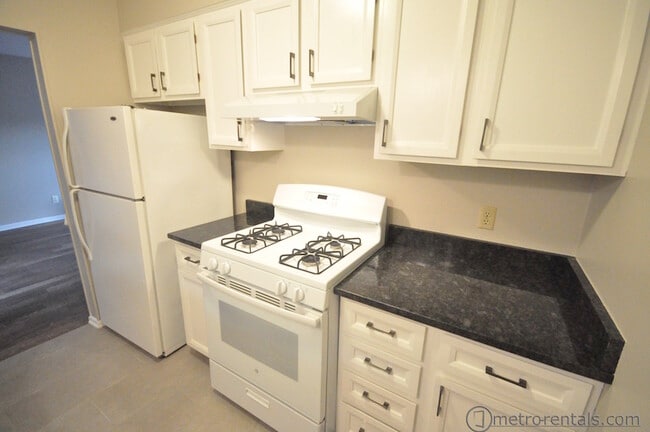 Photo - 249 Eastern St Unidad G