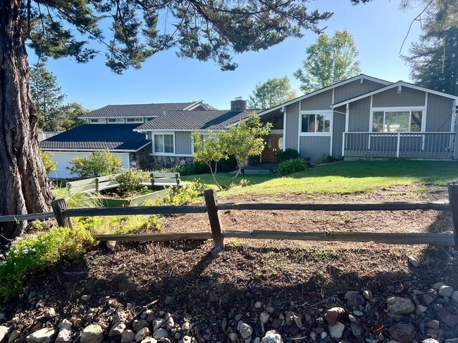 Building Photo - Almaden Valley Ranchette on 1+ Acre | Pool, Horse Property & Views