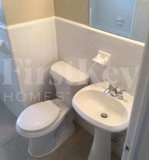 Photo - 1843 Wee Kirk Rd SE