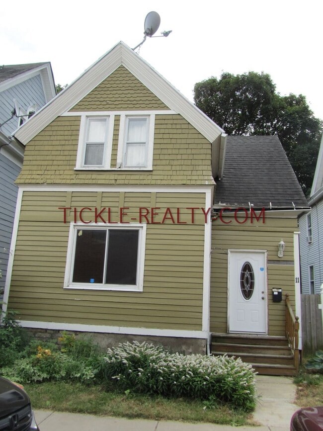2 Bedroom House with Walk In Closet / Offi... - 2 Bedroom House with Walk In Closet / Offi...