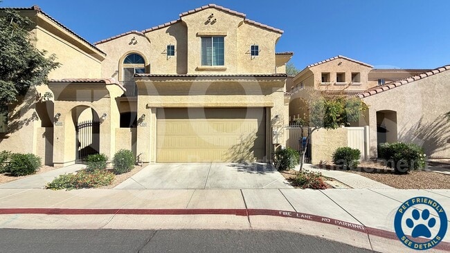 Building Photo - 1367 S Country Club Dr