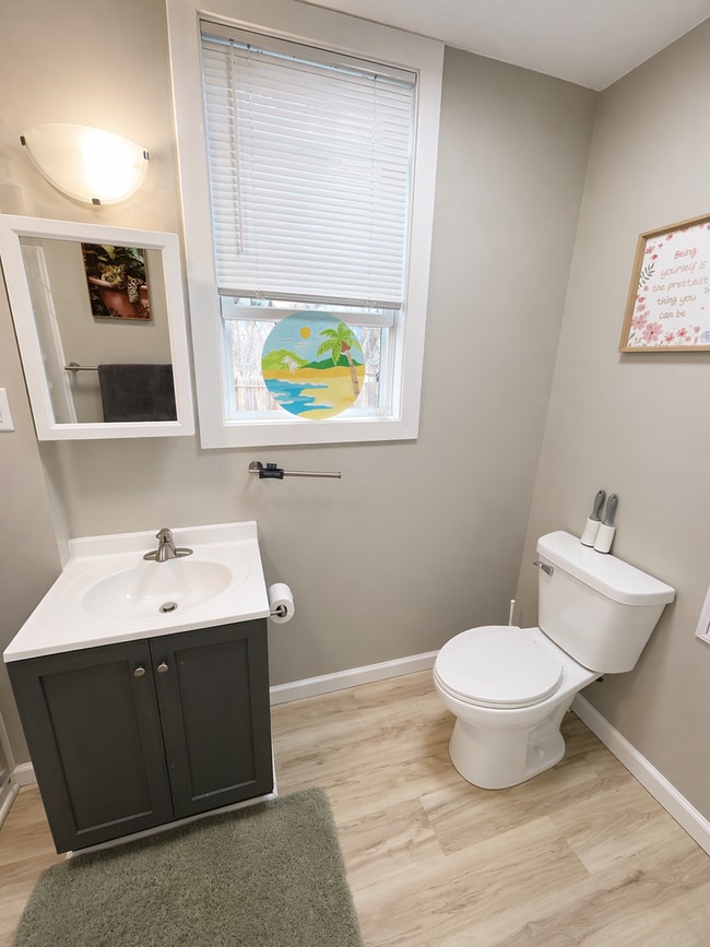 Photo - 906 North 6th Ave E Unit #1 (Lower)