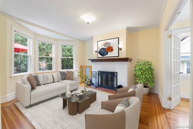 Building Photo - 216 Lakeview Pl Unit 2