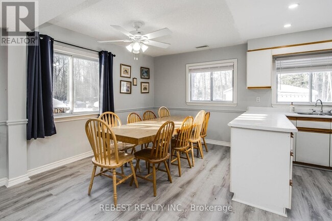 Photo - 910 Concession Rd 17 W