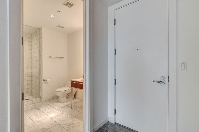 Photo - 4471 Dean Martin Dr Unit 3507