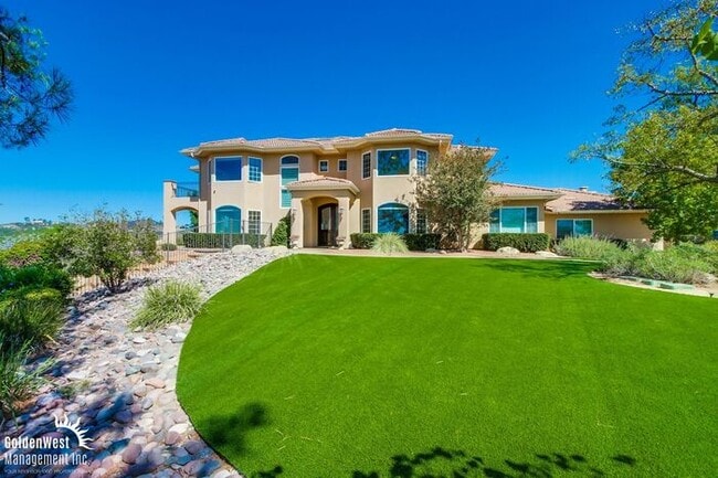 Building Photo - Luxury 4Bdm 4.5Ba Dream Home w/Wine Cellar...
