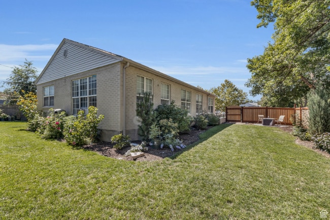 Photo - 676 N 1200 W